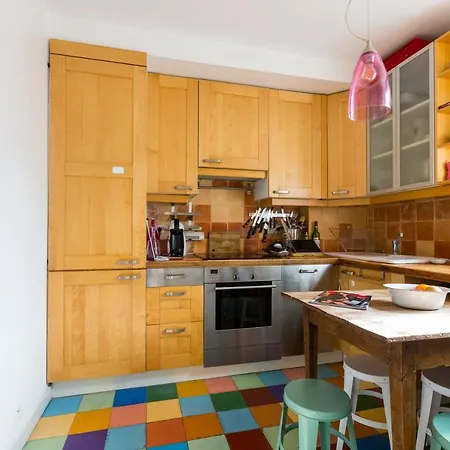 Veeve - Spacious By Canal Saint Martin